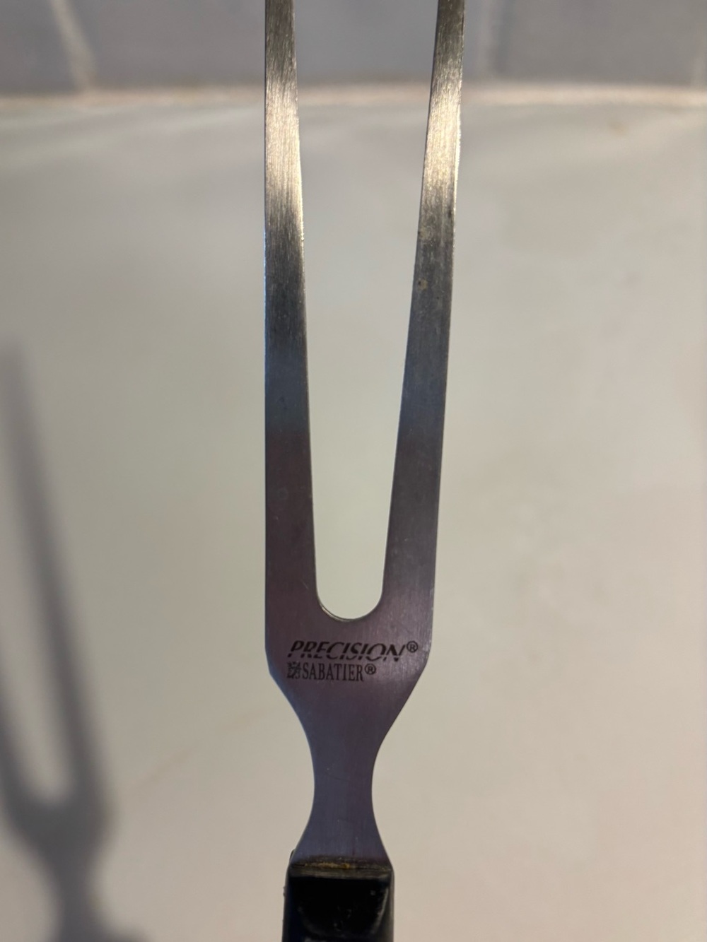 Vintage Precision by Sabatier 2-Tine Carving Fork – Full Tang, Triple Riveted - Picture 3 of 6